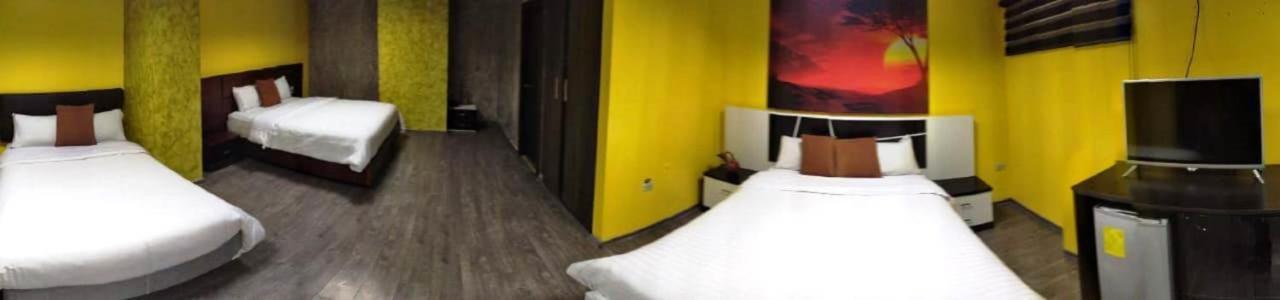 La Kapital Hotel Амбато Екстериор снимка